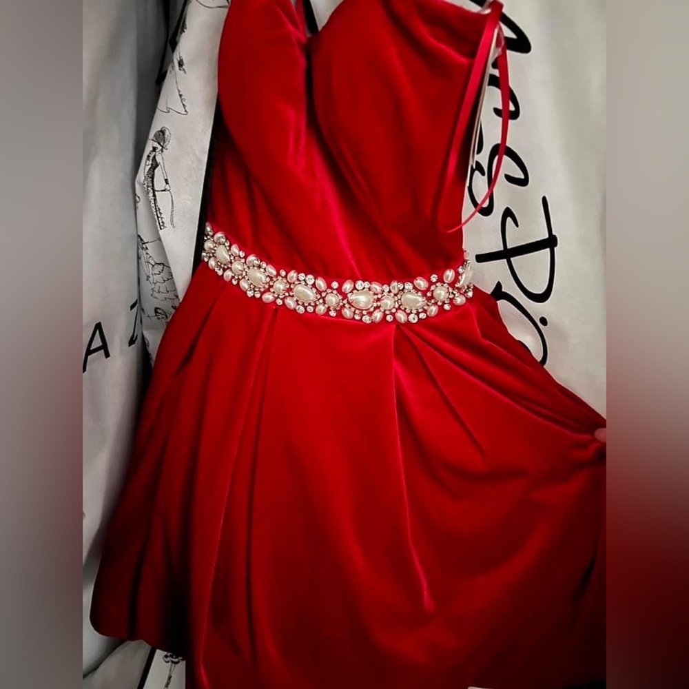Beautiful red velvet Sherri Hill cocktail dress, size 8.